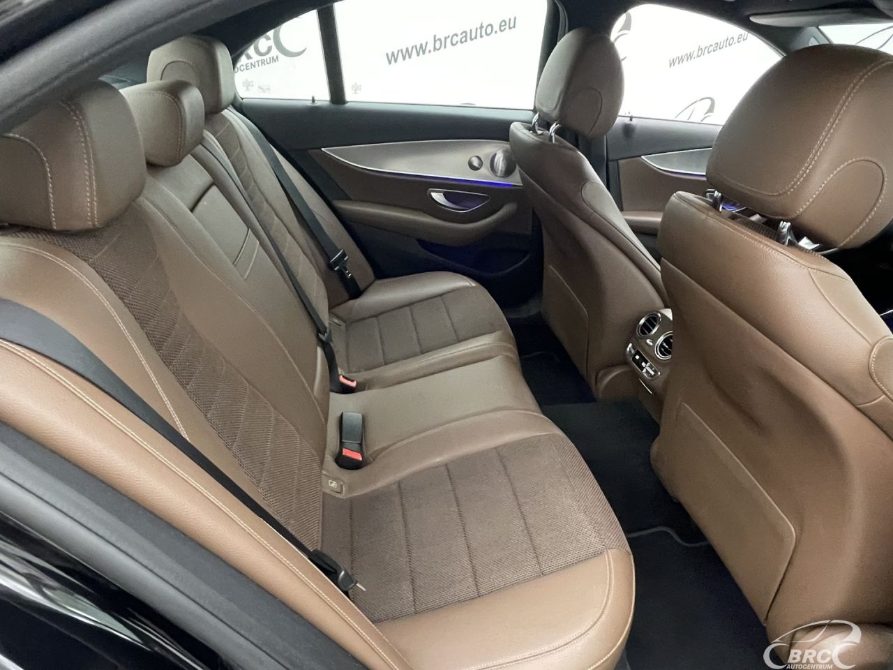 Mercedes-Benz E200 | 19