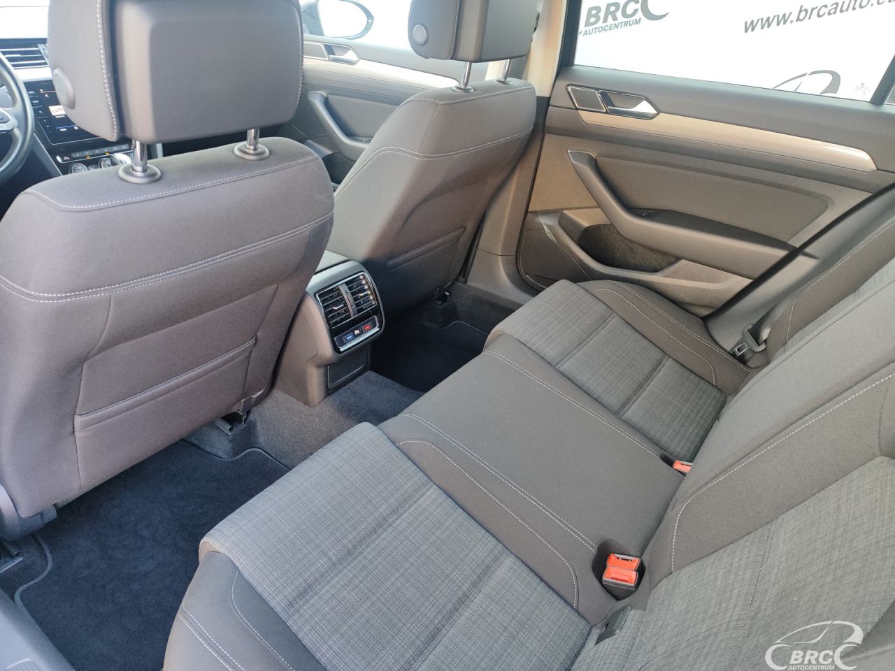 Volkswagen Passat | 13
