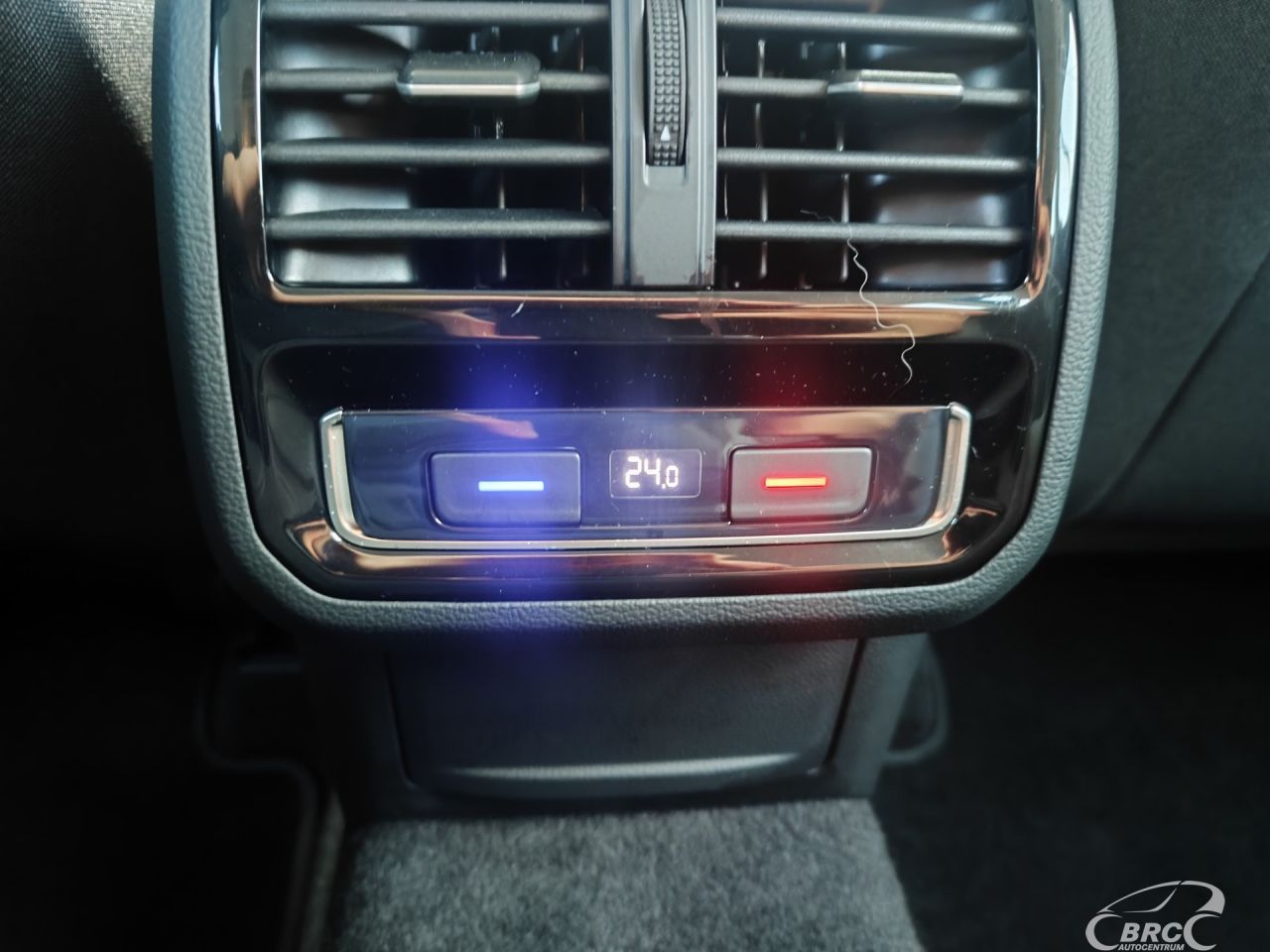 Volkswagen Passat | 14