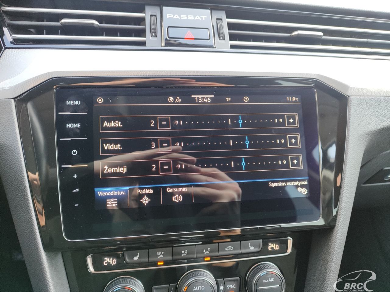 Volkswagen Passat | 54
