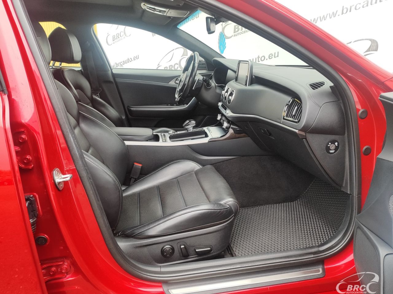 Kia Stinger | 5