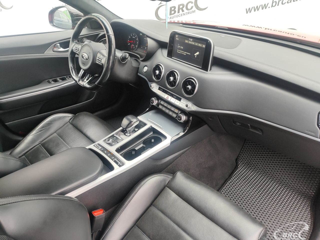 Kia Stinger | 7
