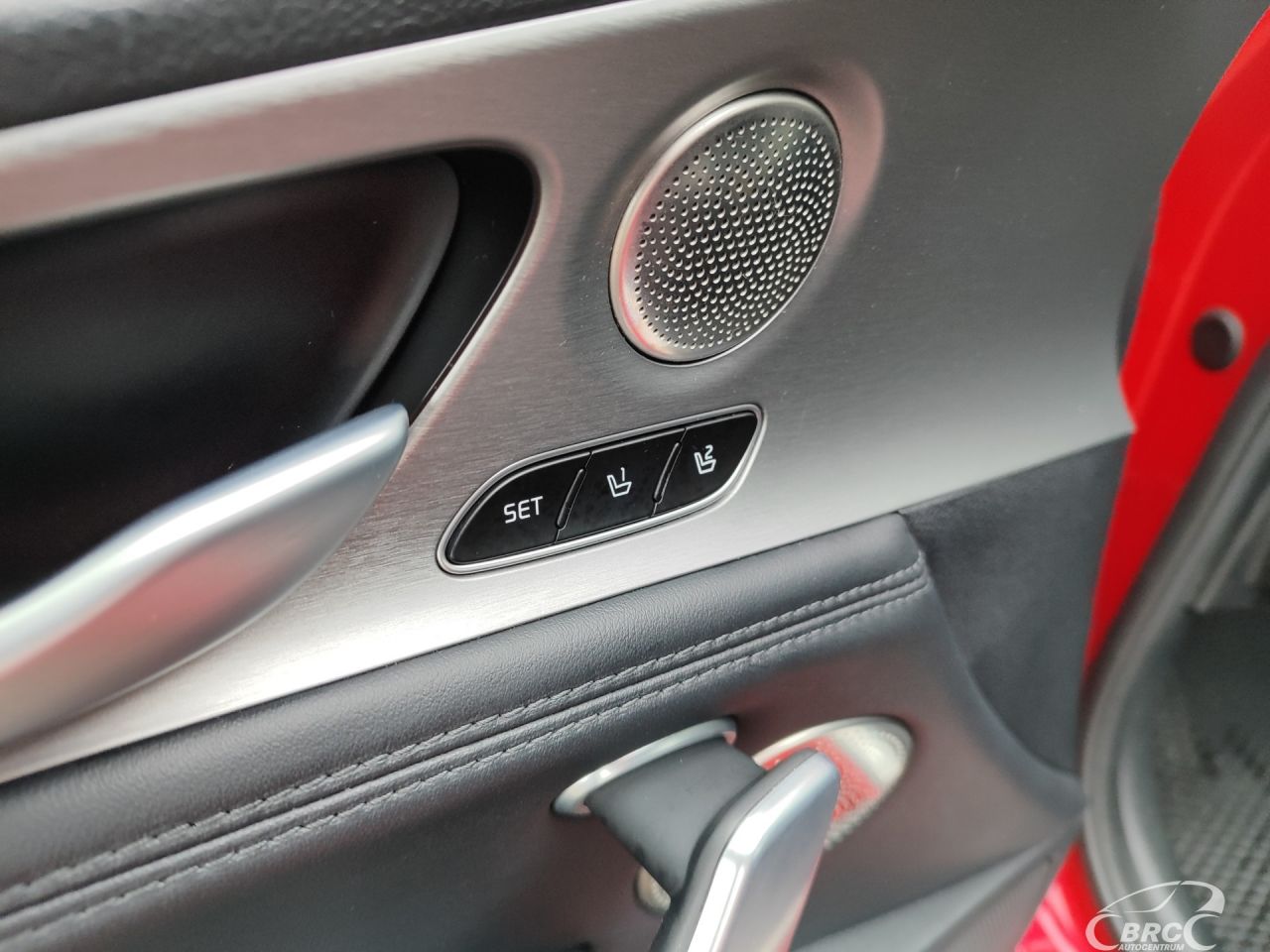 Kia Stinger | 23
