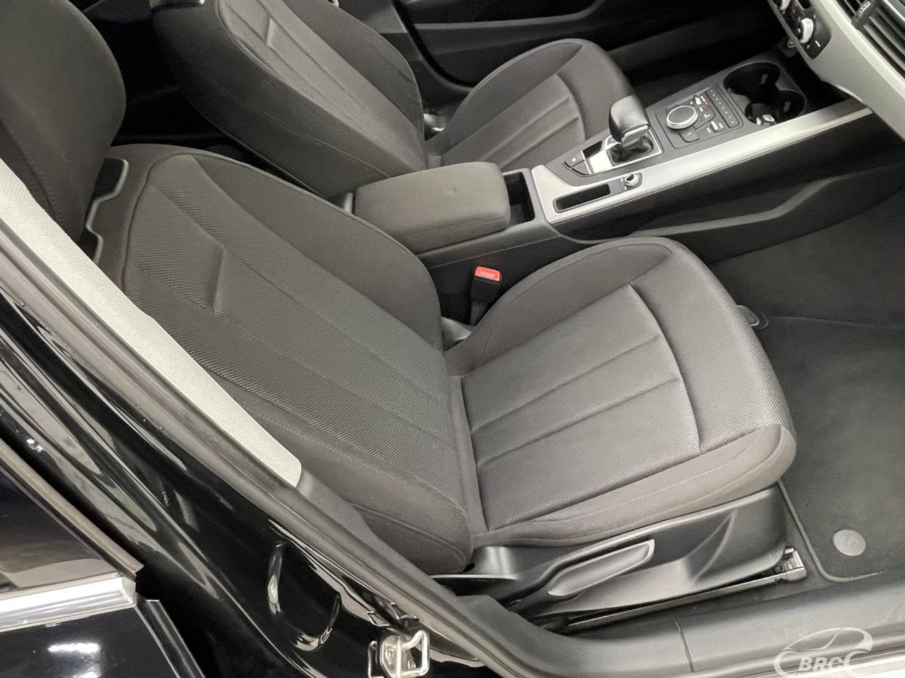 Audi A4 | 4