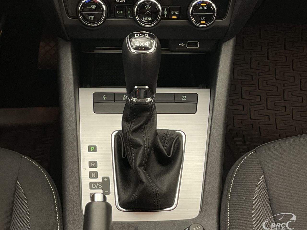 Skoda Octavia | 16