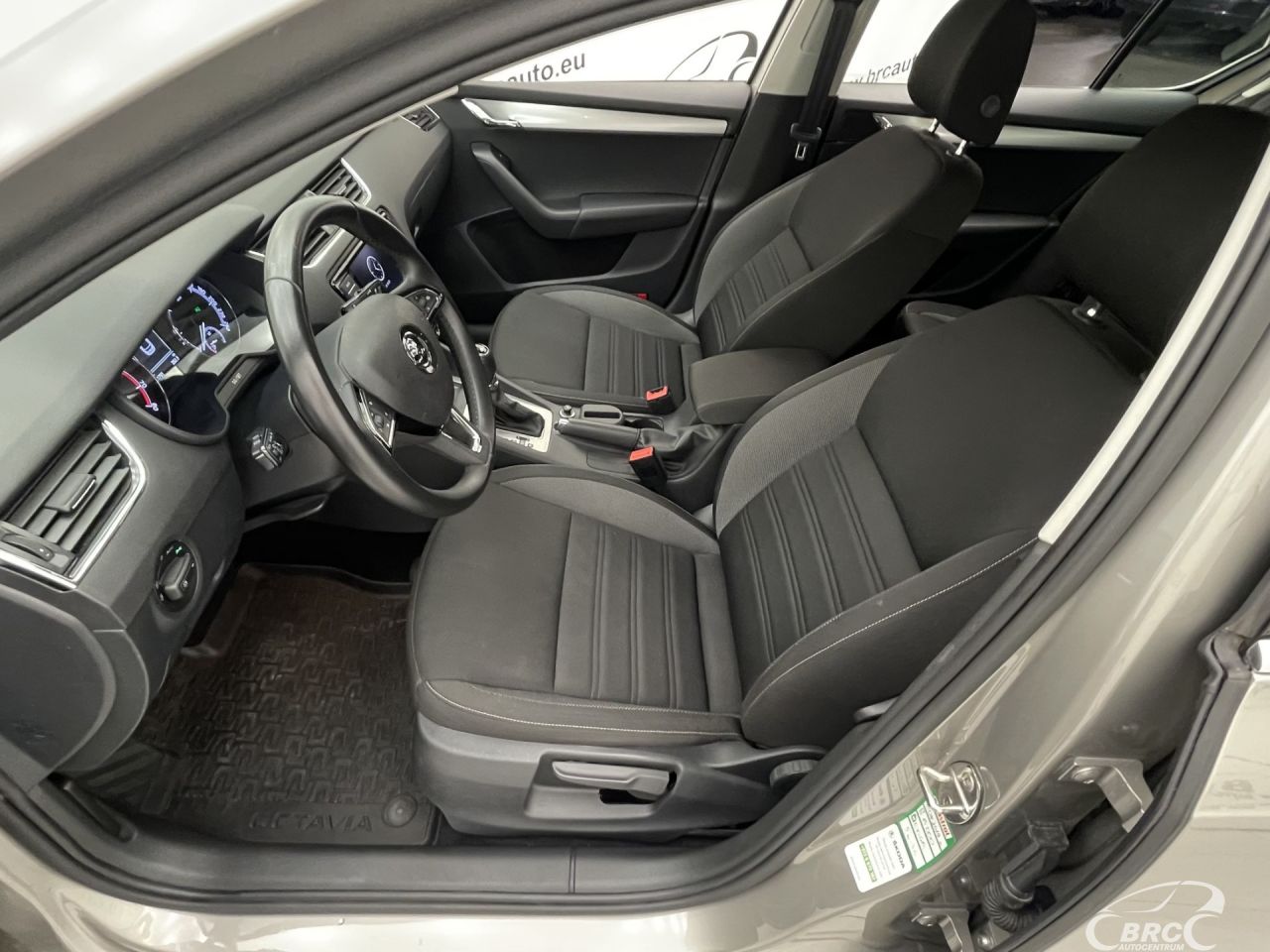 Skoda Octavia | 19