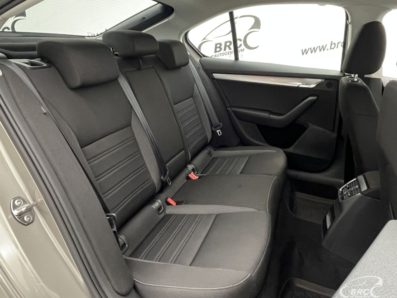 Skoda Octavia | 10