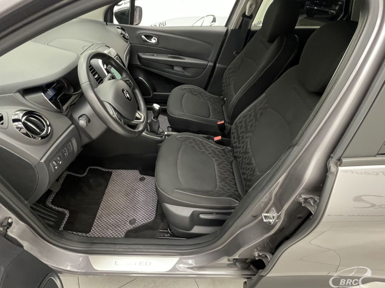 Renault Captur | 18