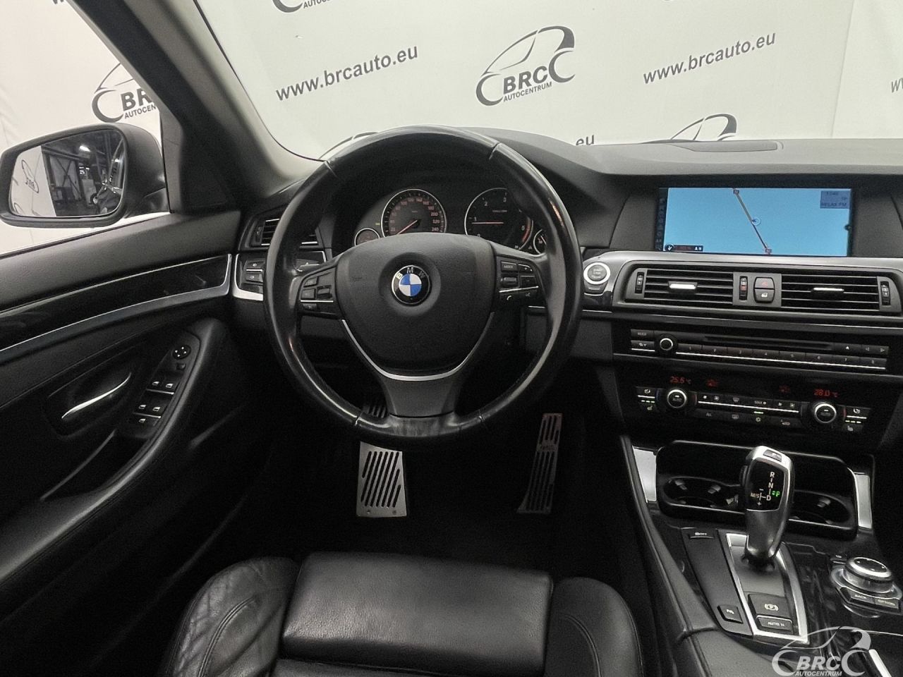 BMW 520 | 12