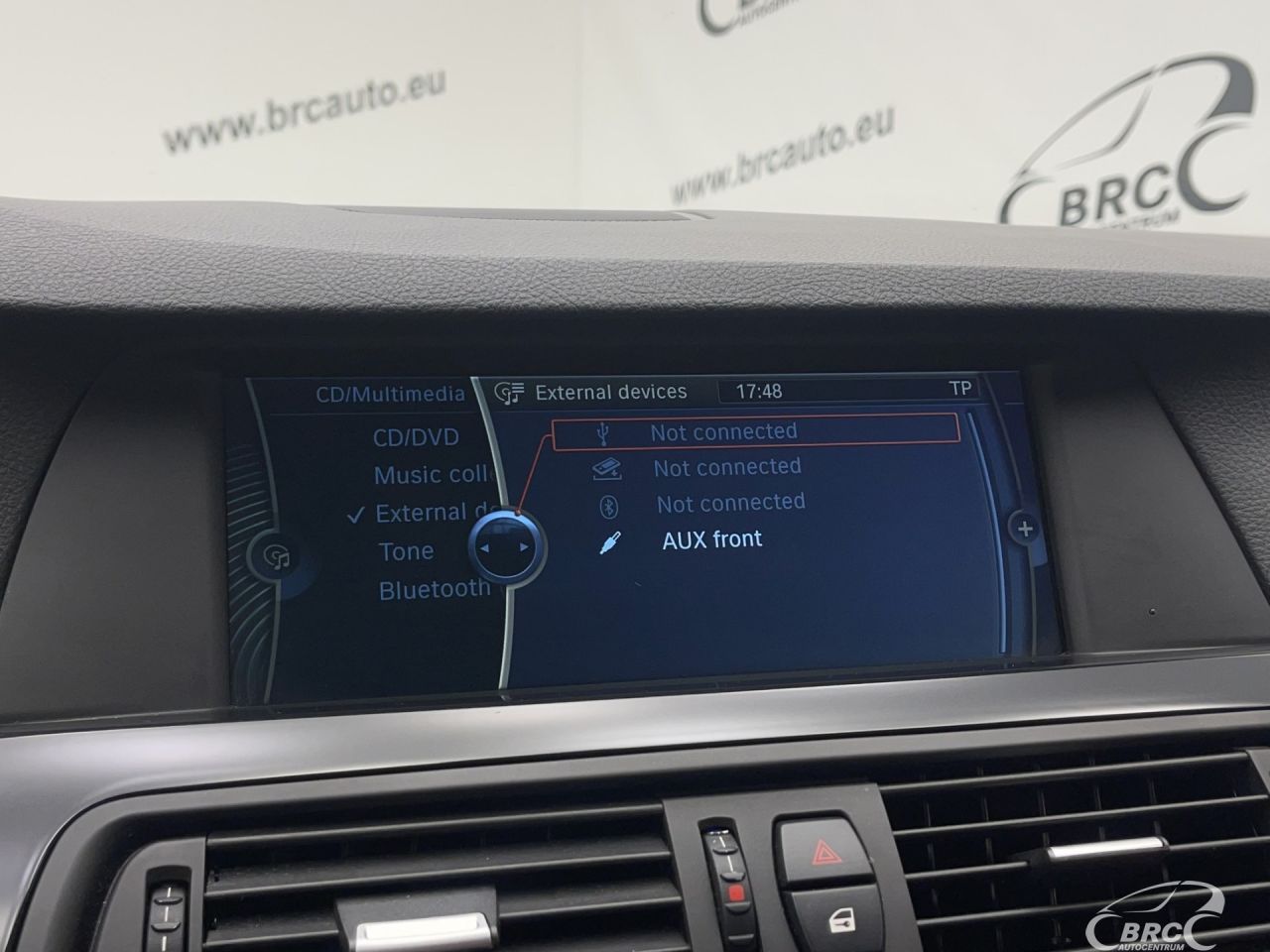 BMW 520 | 32