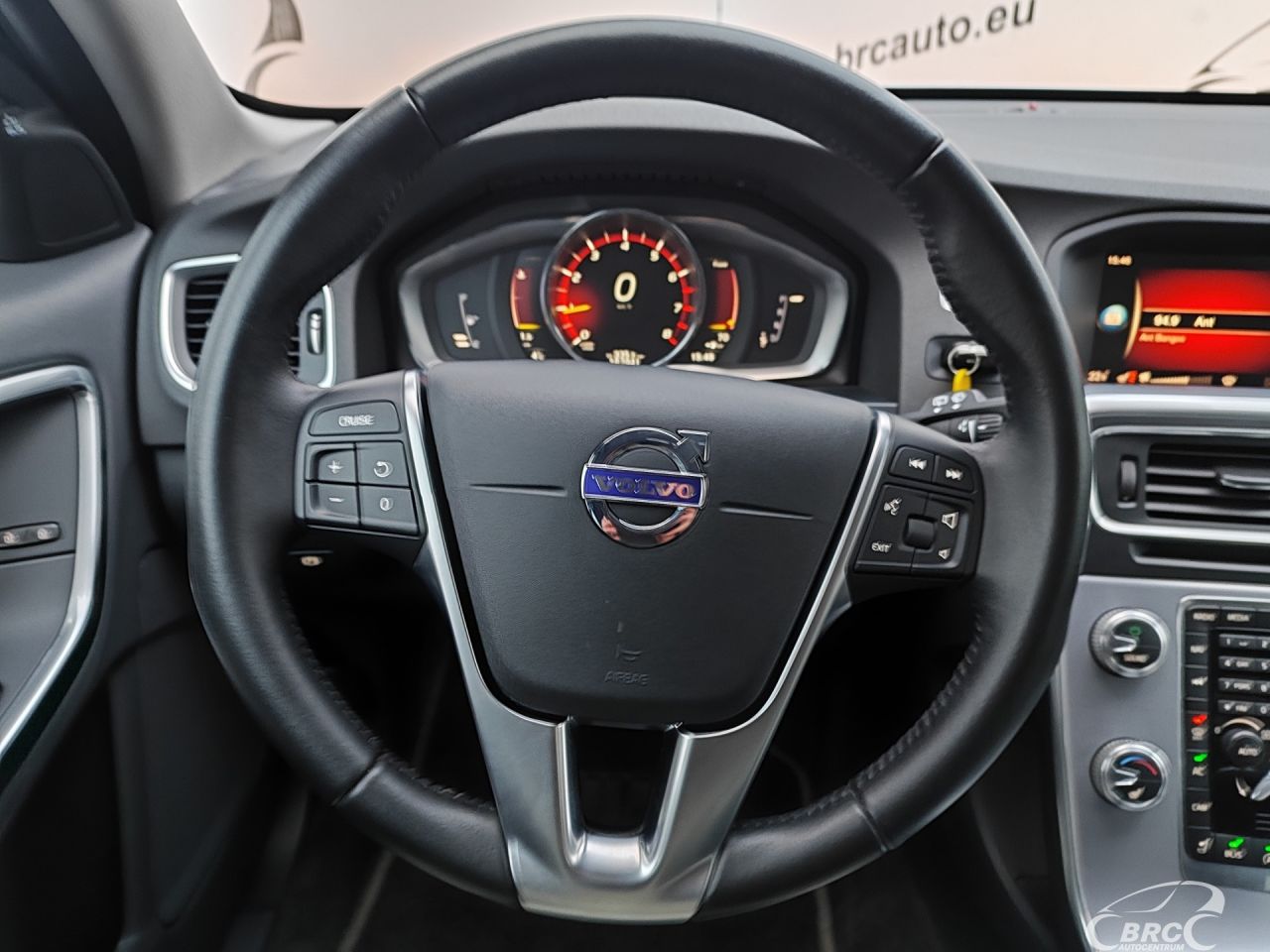 Volvo V60 | 16