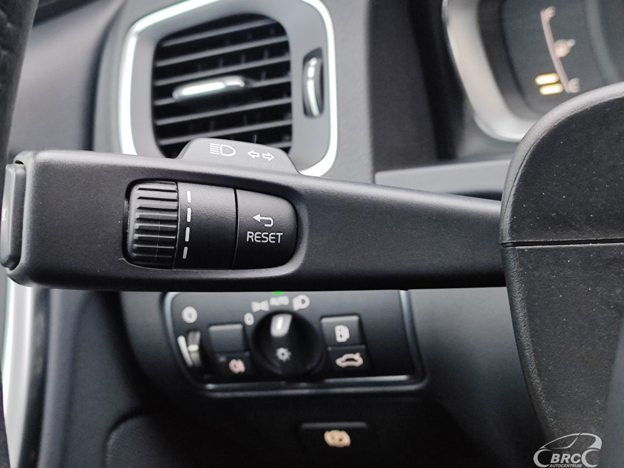 Volvo V60 | 25