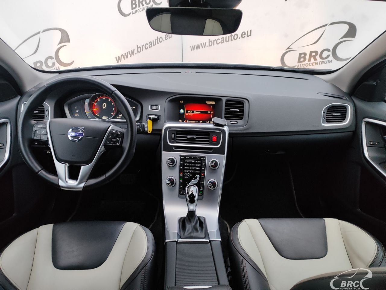 Volvo V60 | 14