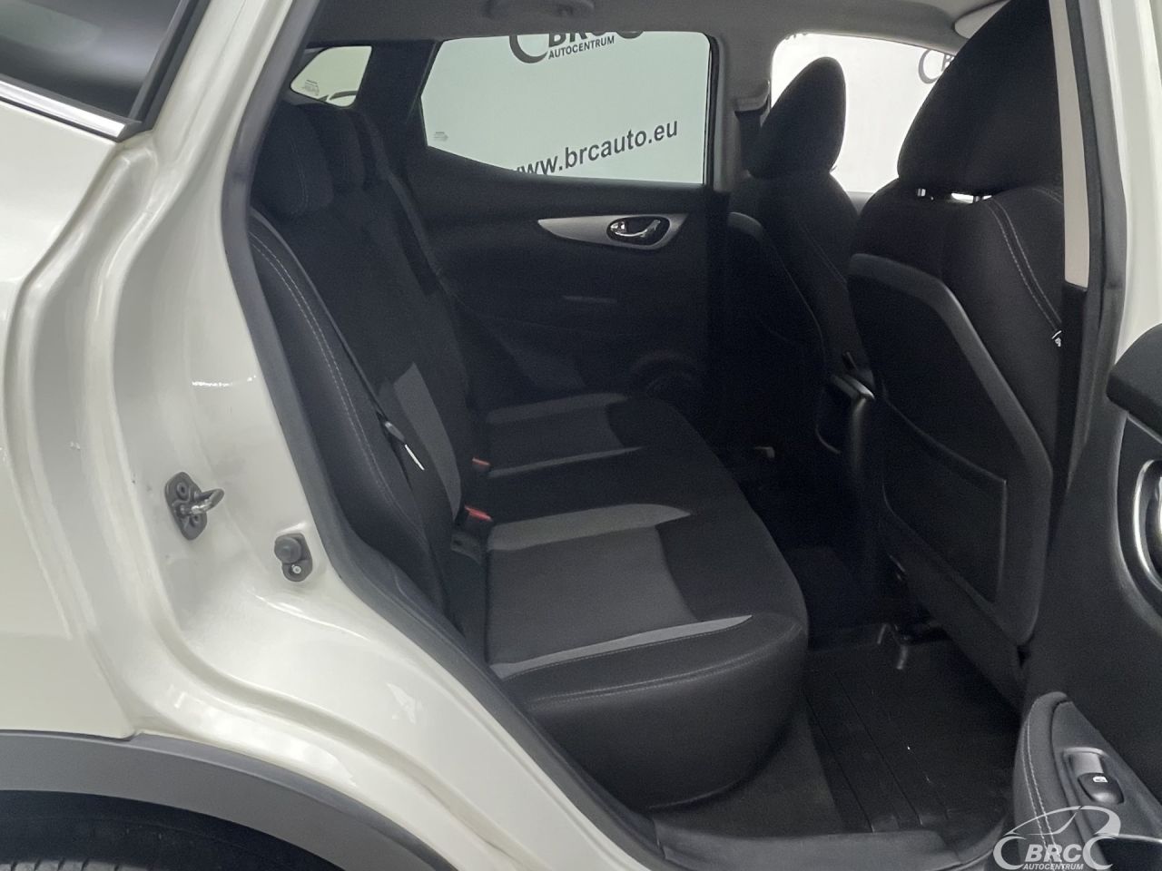 Nissan Qashqai | 10