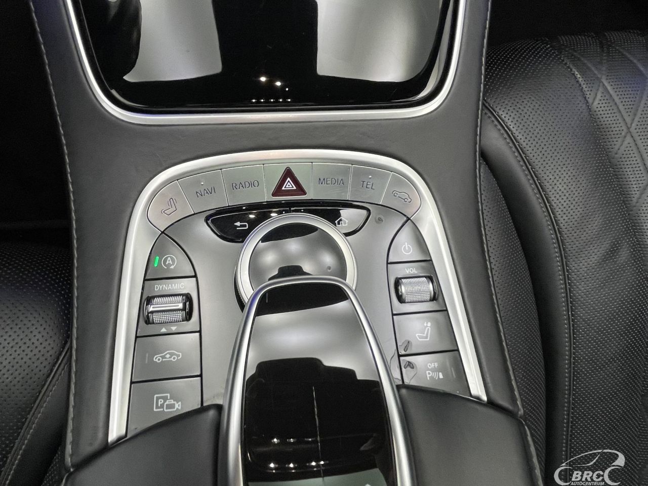 Mercedes-Benz S560 | 29