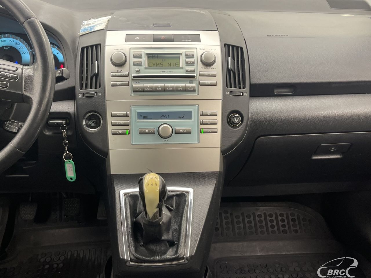 Toyota Corolla | 13