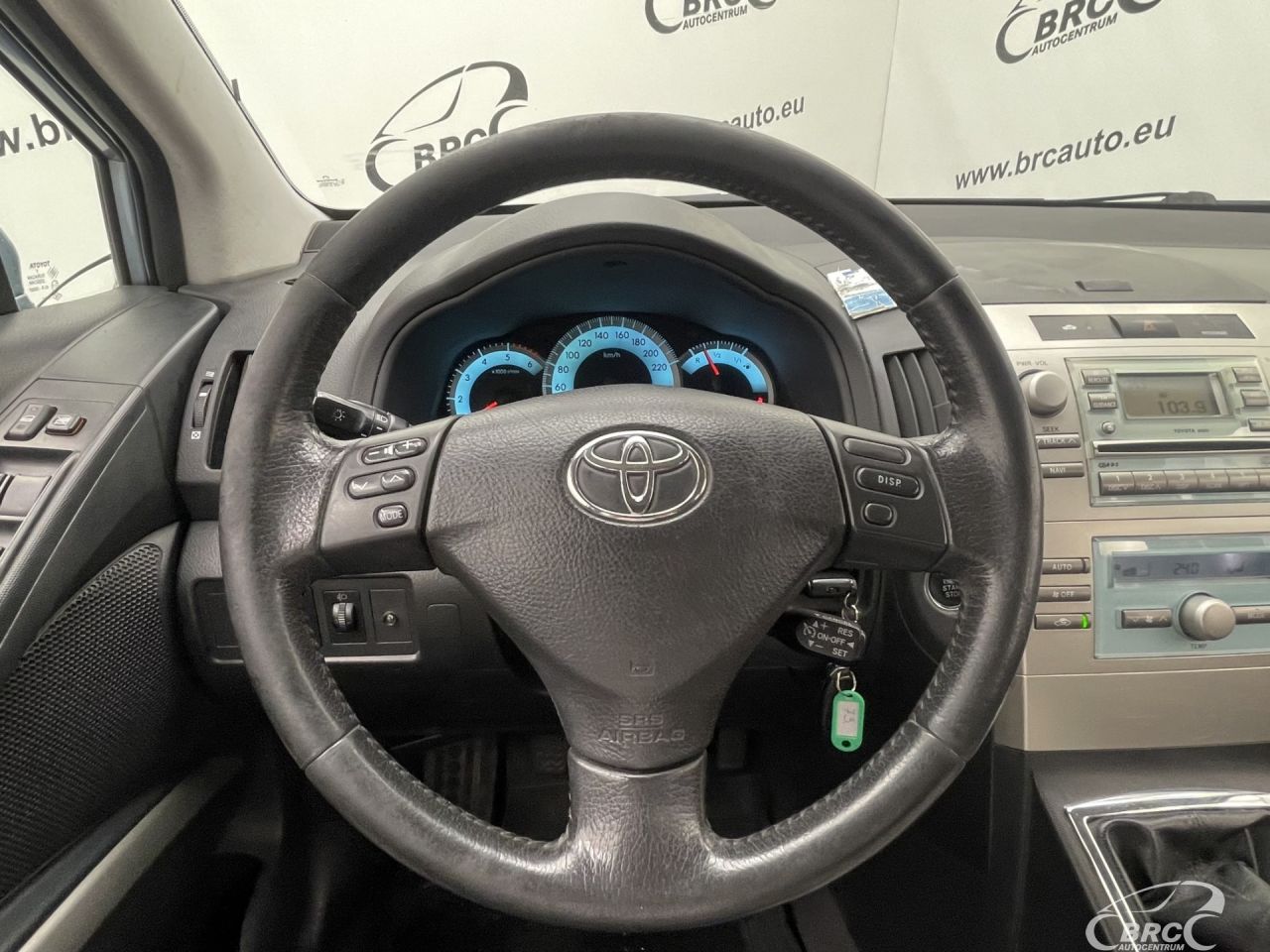 Toyota Corolla | 24