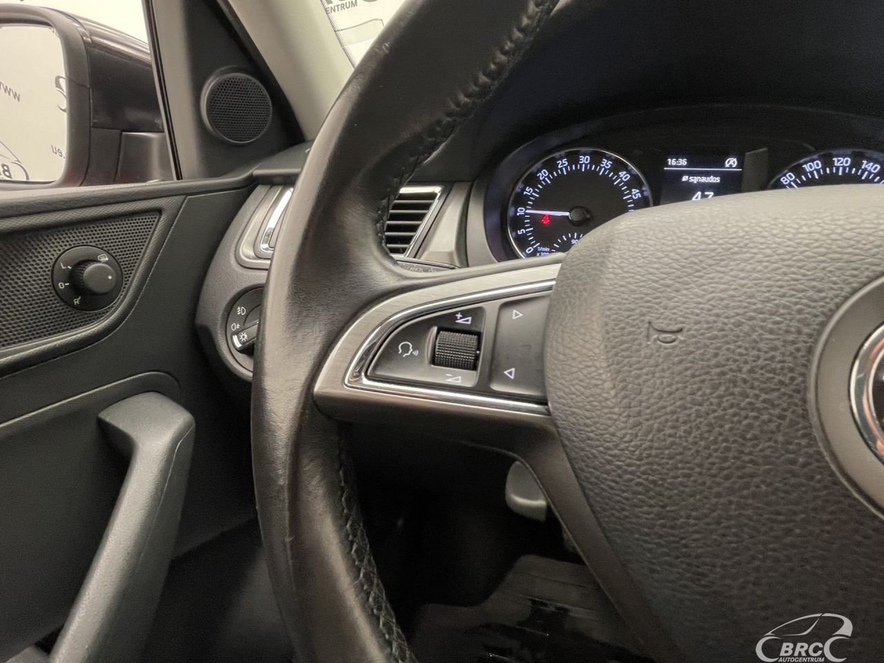 Skoda Rapid | 28