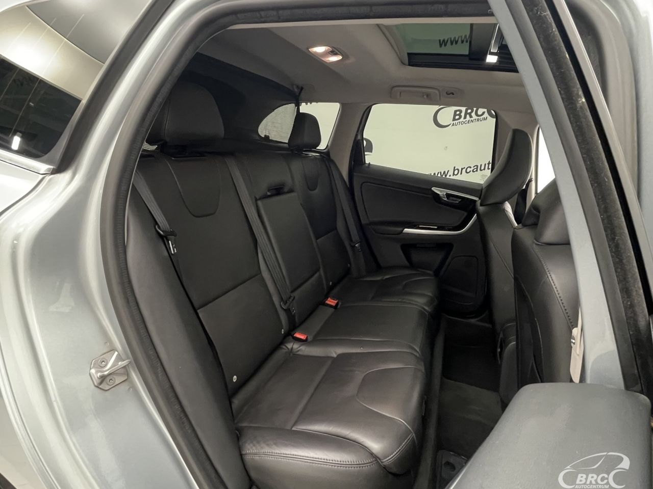 Volvo XC60 | 11