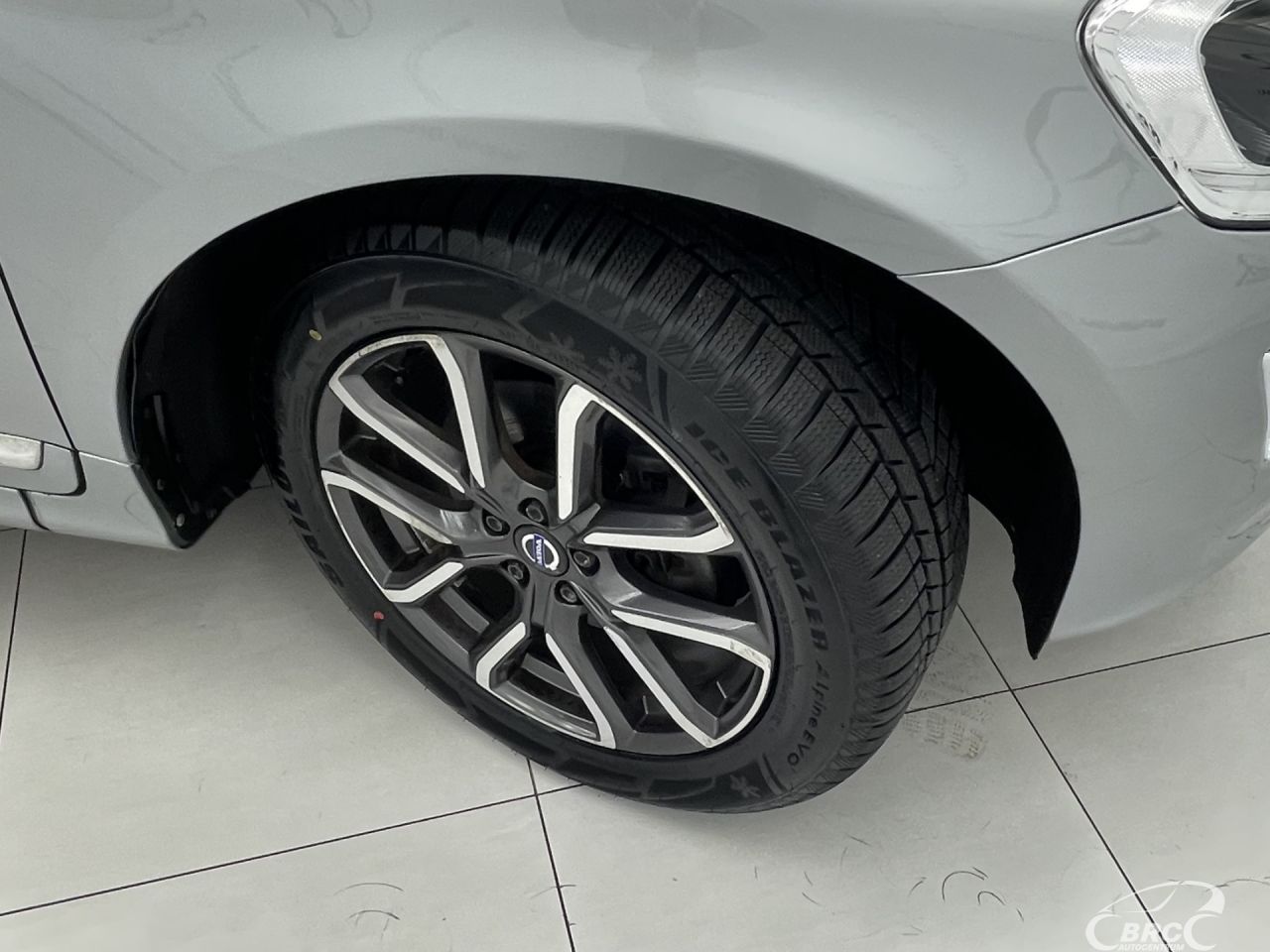Volvo XC60 | 44