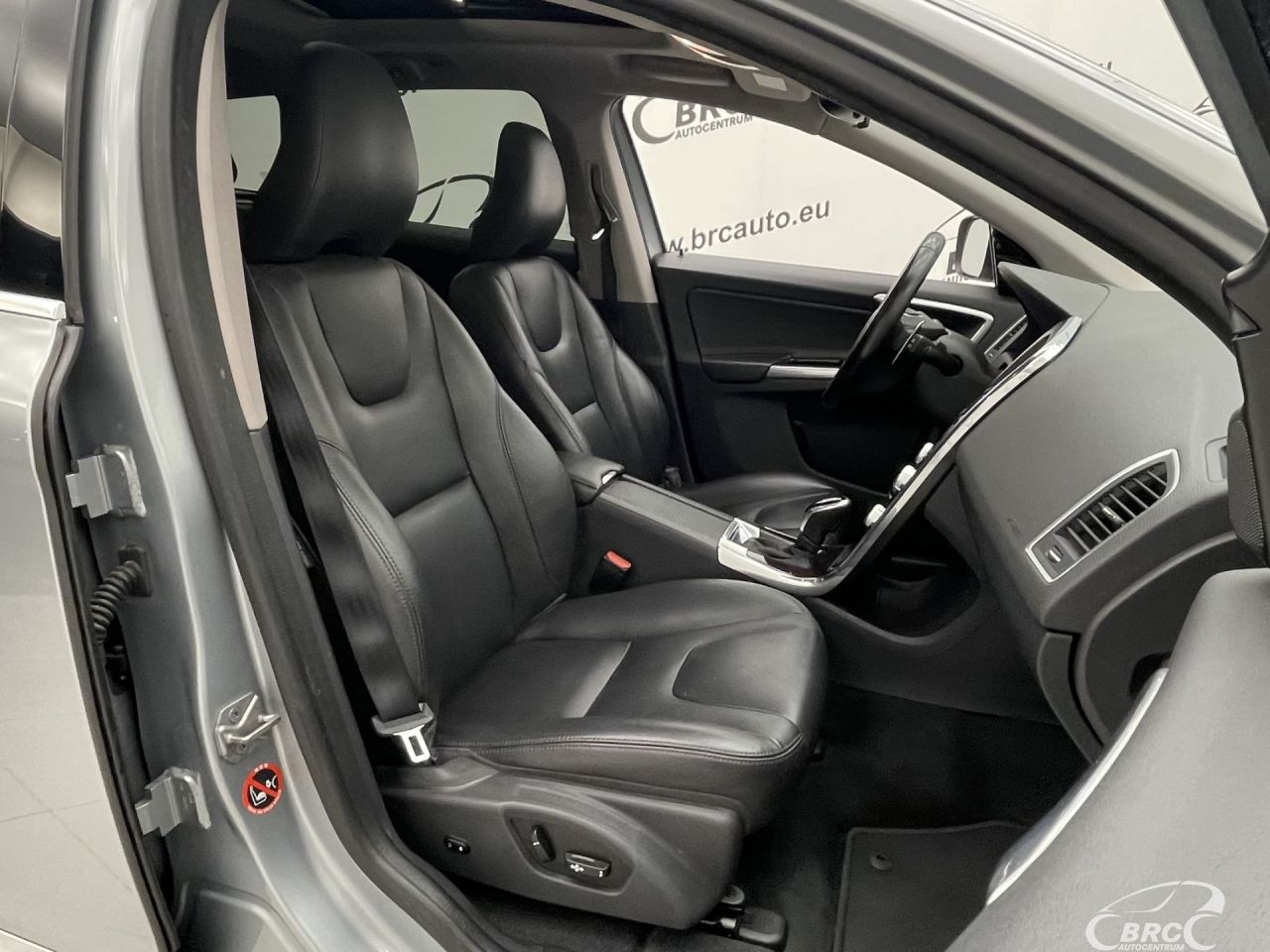 Volvo XC60 | 6