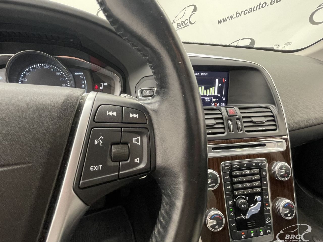 Volvo XC60 | 28