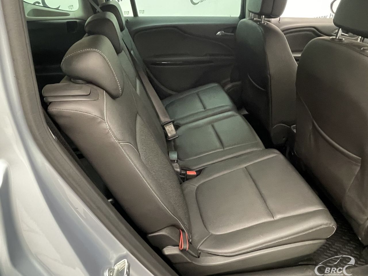 Opel Zafira | 9