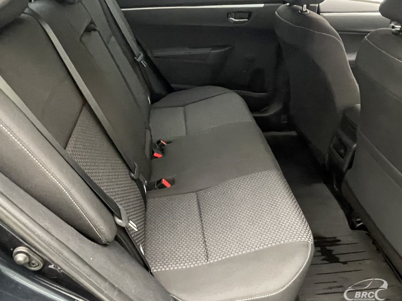 Toyota Corolla | 9
