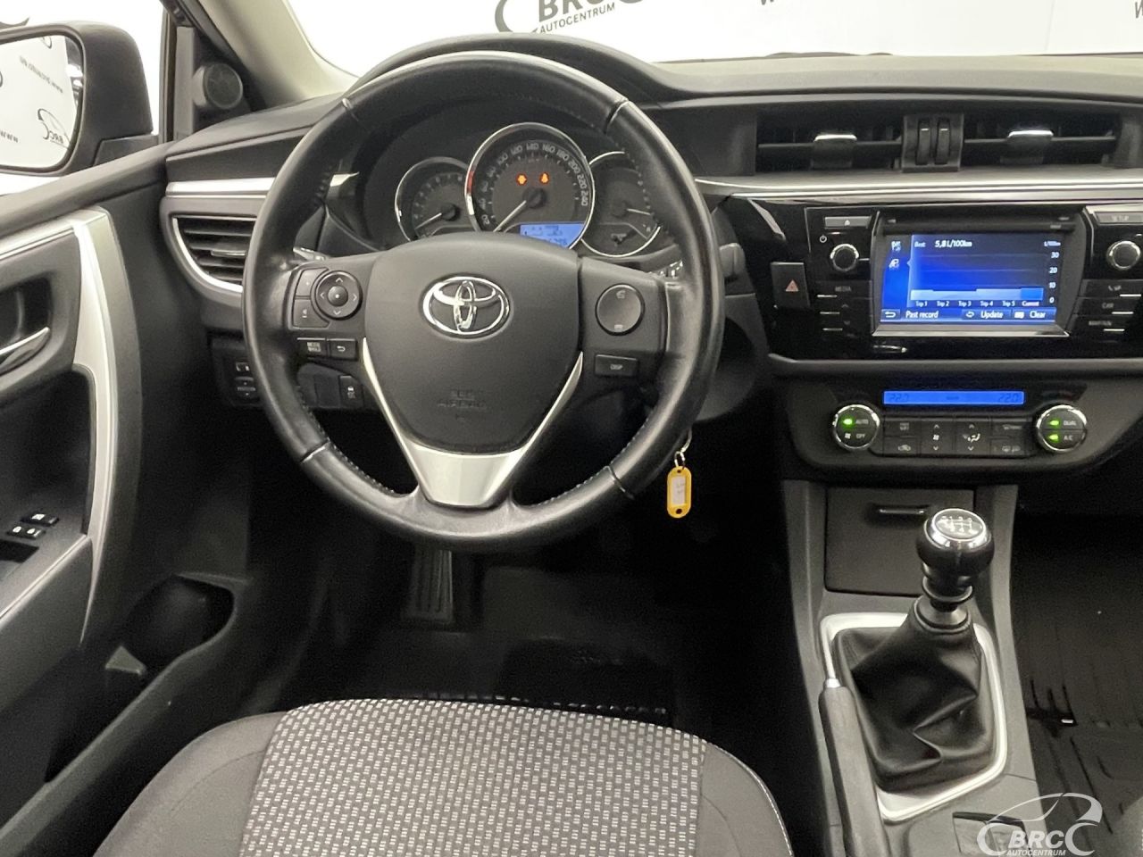 Toyota Corolla | 12