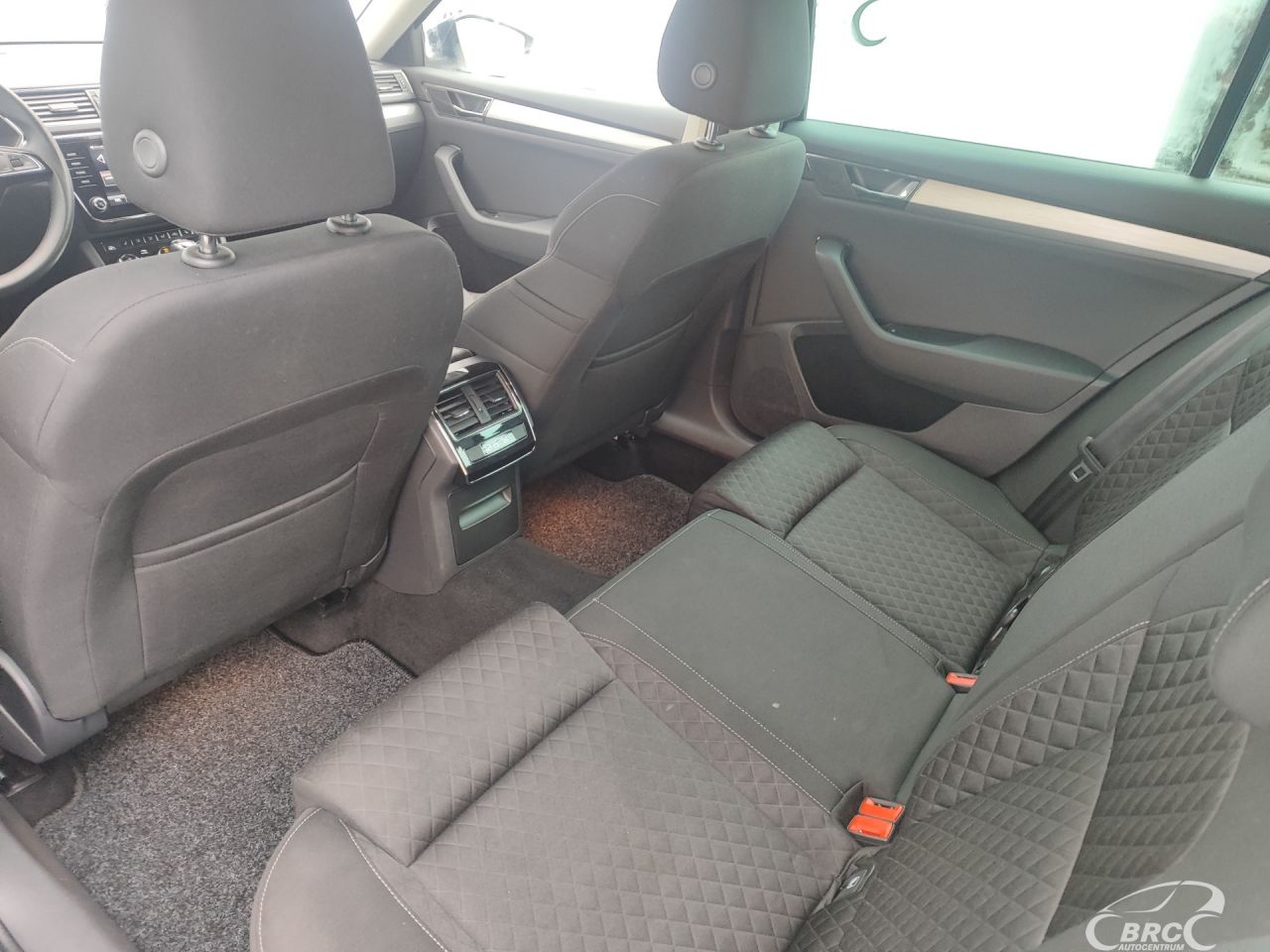 Skoda Superb | 23