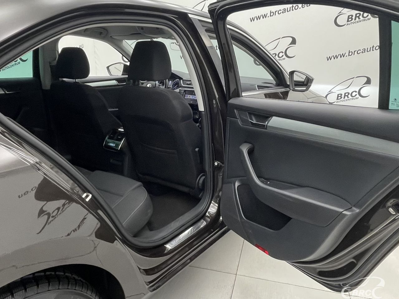 Skoda Superb | 11