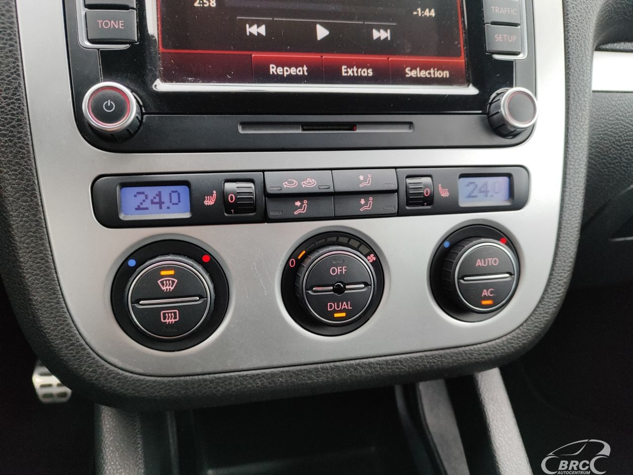 Volkswagen Scirocco | 24