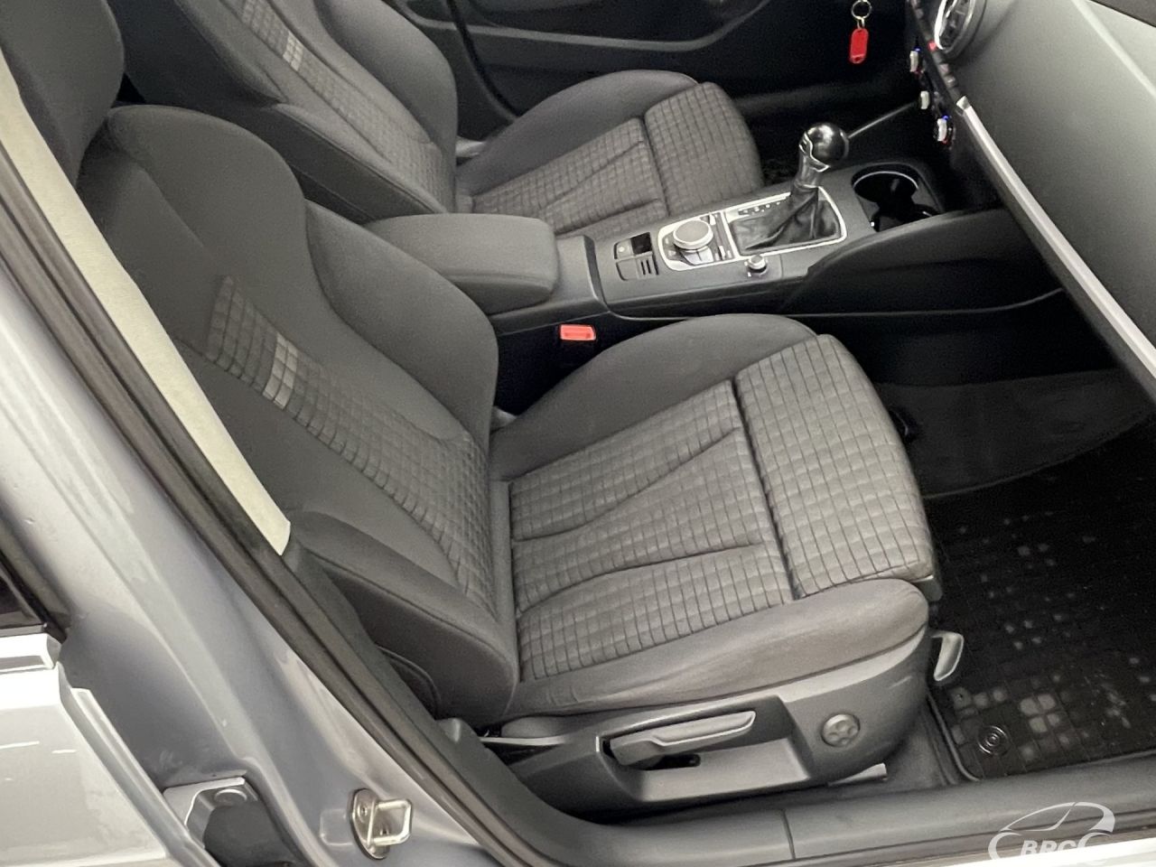 Audi A3 | 4