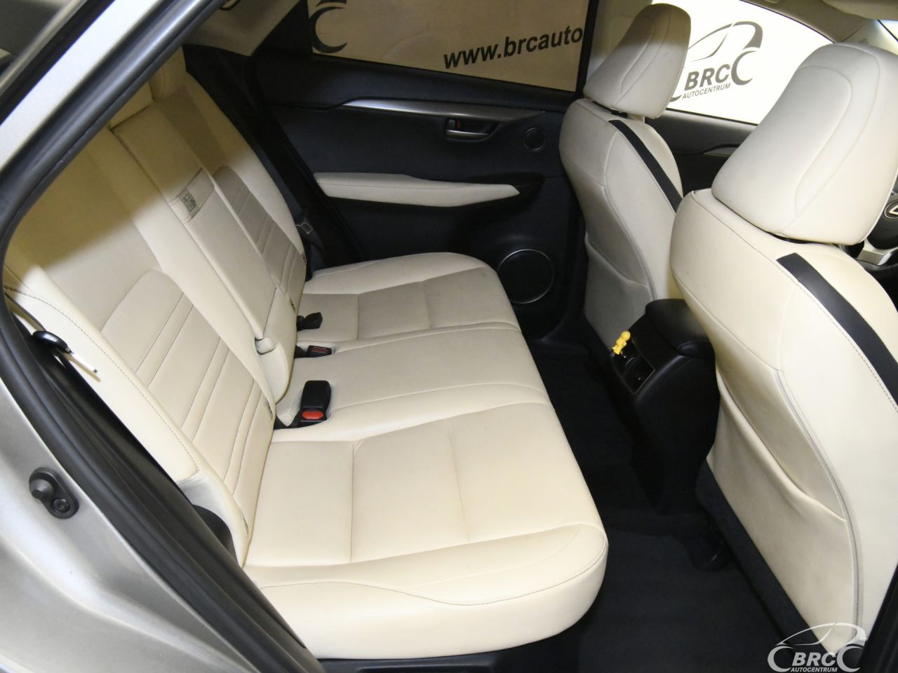 Lexus NX 300h | 7