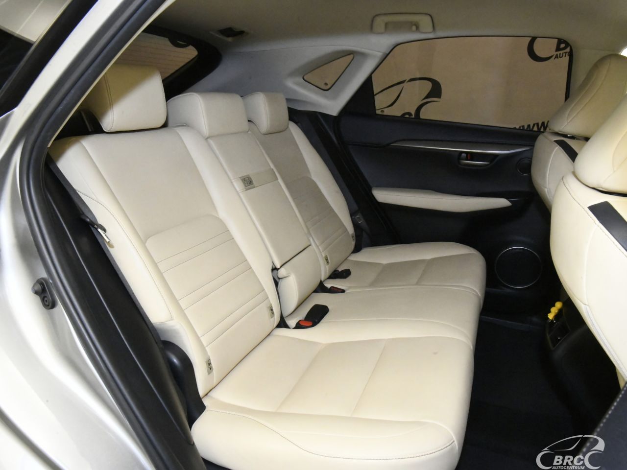 Lexus NX 300h | 8