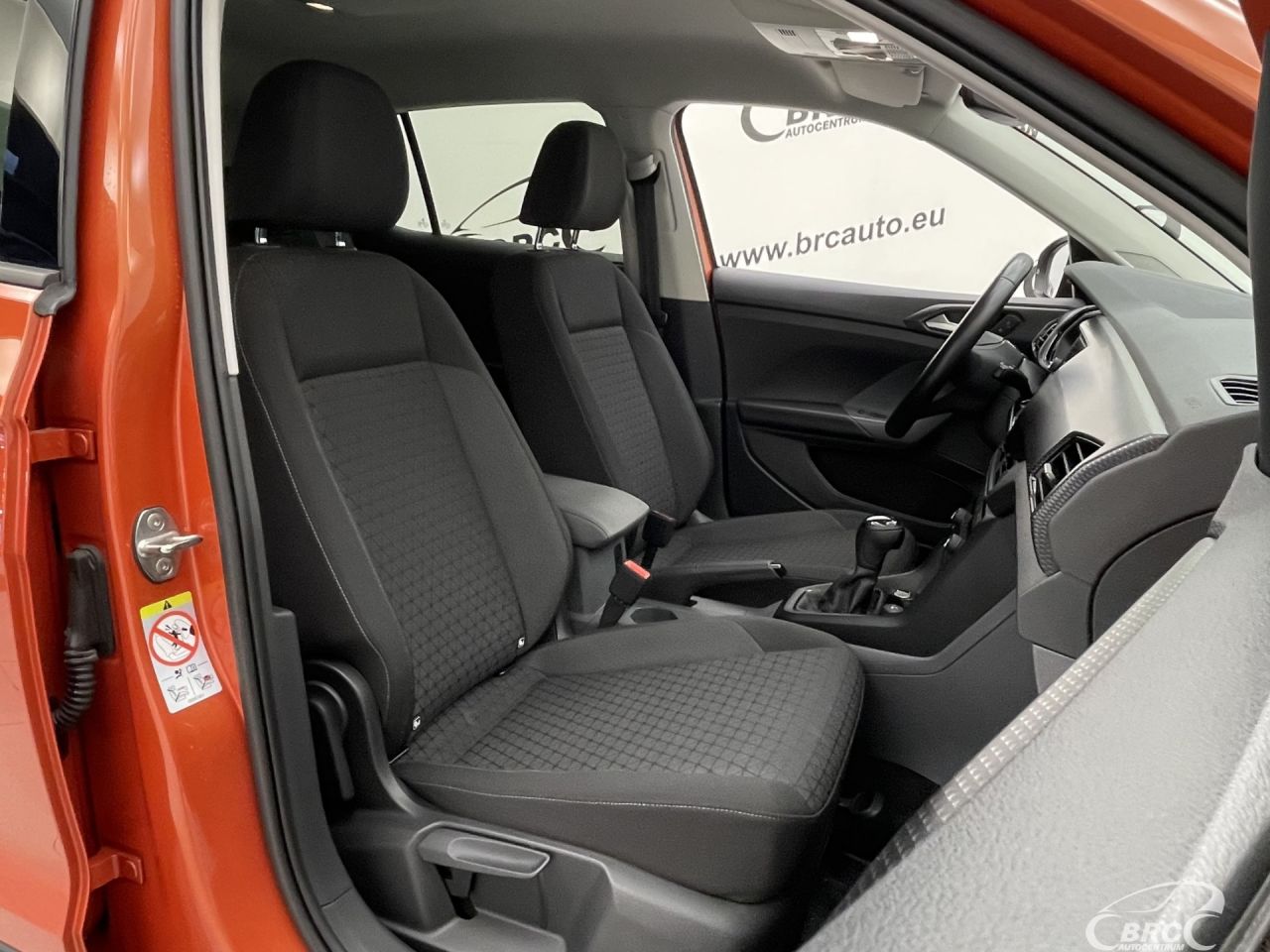 Volkswagen T-Cross | 10