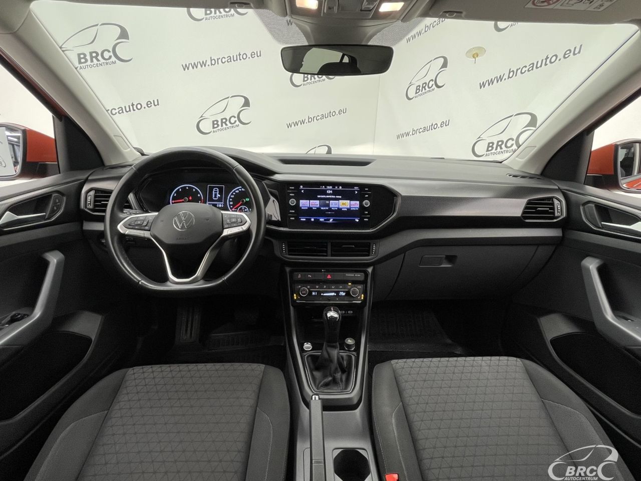 Volkswagen T-Cross | 3