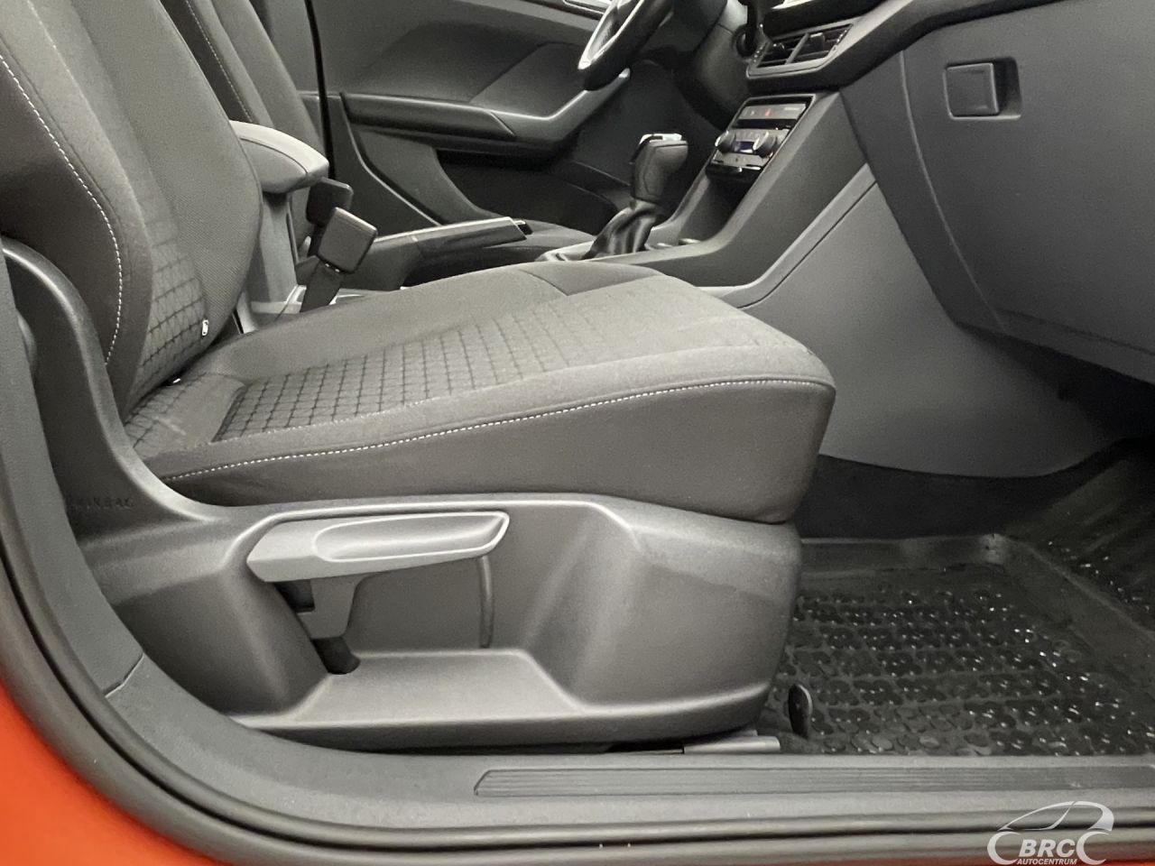 Volkswagen T-Cross | 9