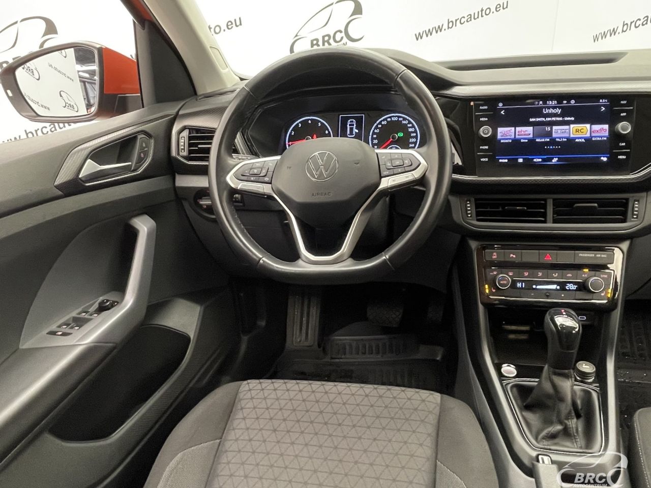 Volkswagen T-Cross | 21