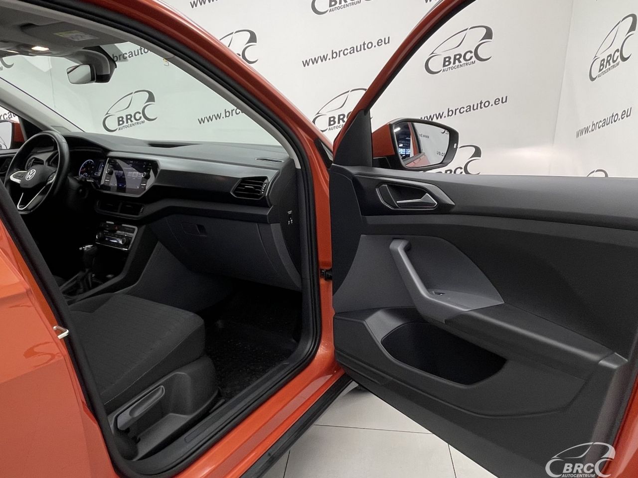 Volkswagen T-Cross | 12