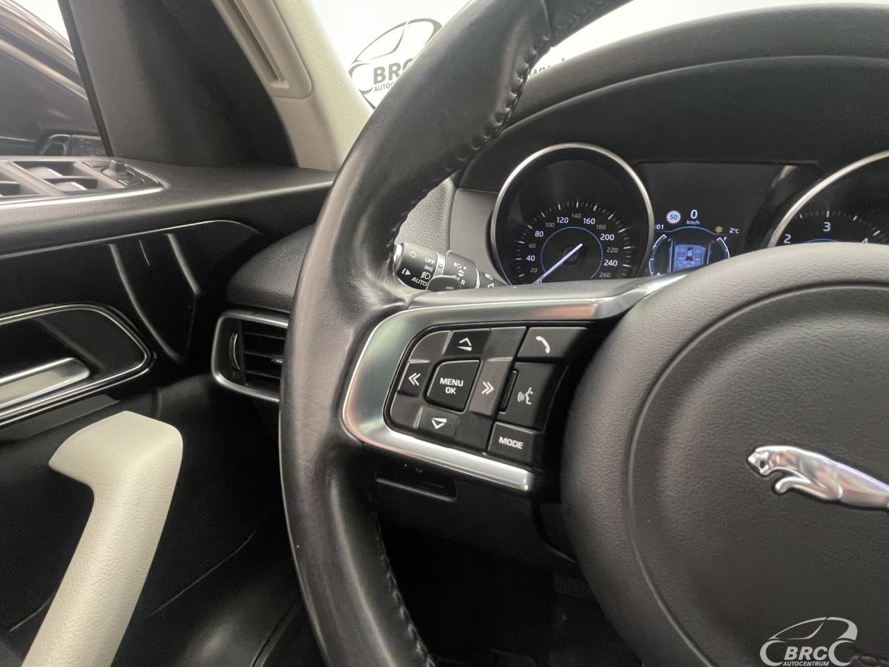 Jaguar F-Pace | 30