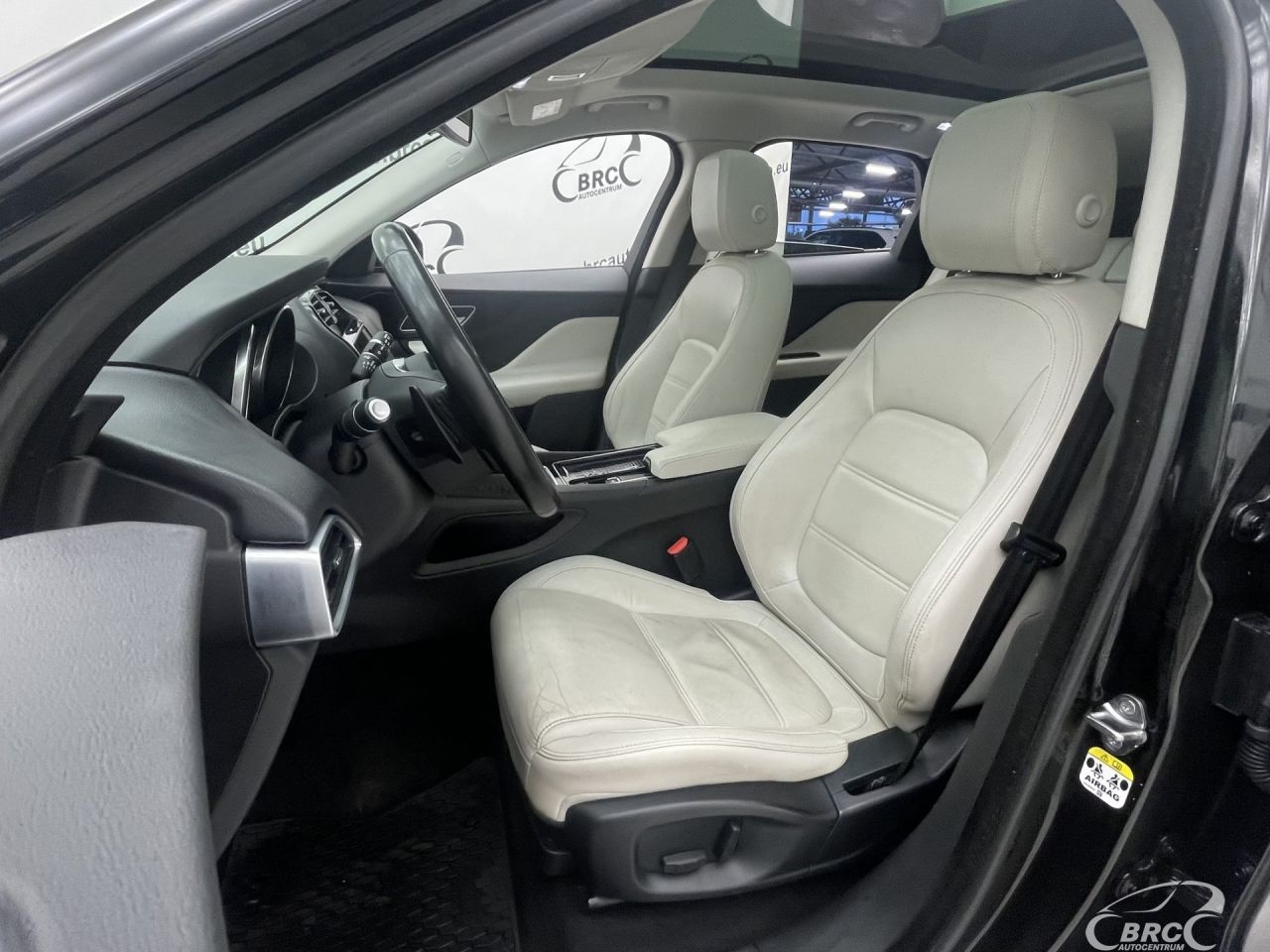 Jaguar F-Pace | 22
