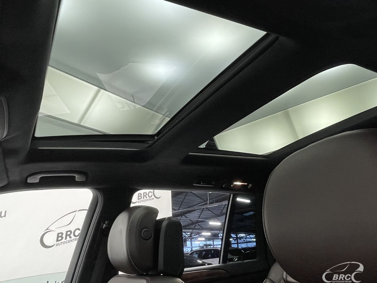 Mercedes-Benz GL550 | 30