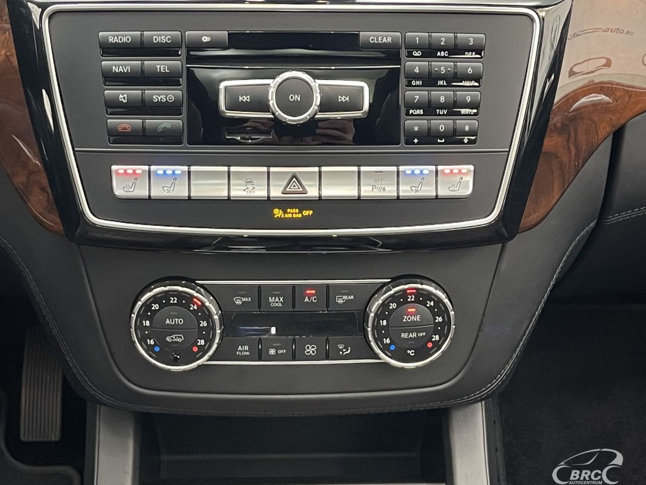 Mercedes-Benz GL550 | 21