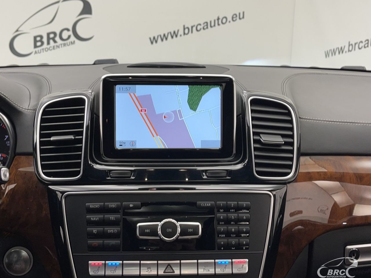 Mercedes-Benz GL550 | 19