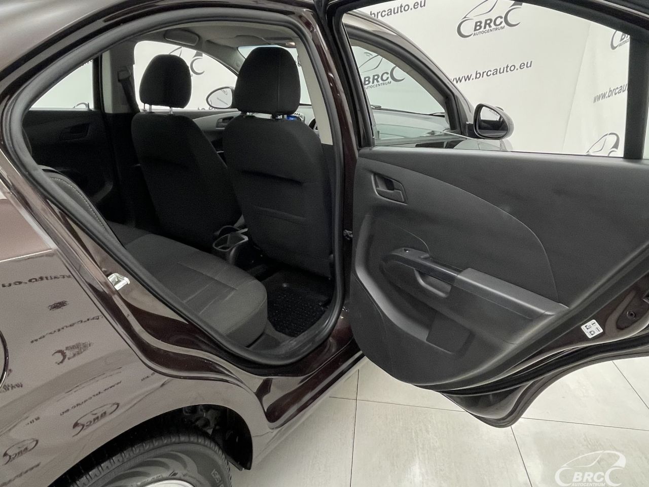 Chevrolet Aveo | 11