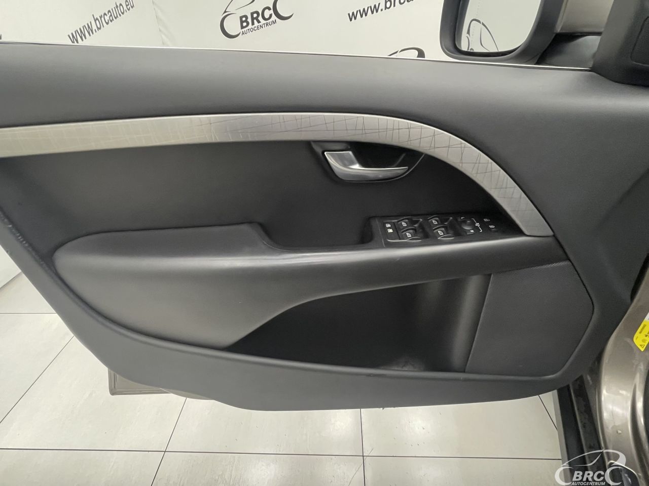 Volvo XC70 | 18