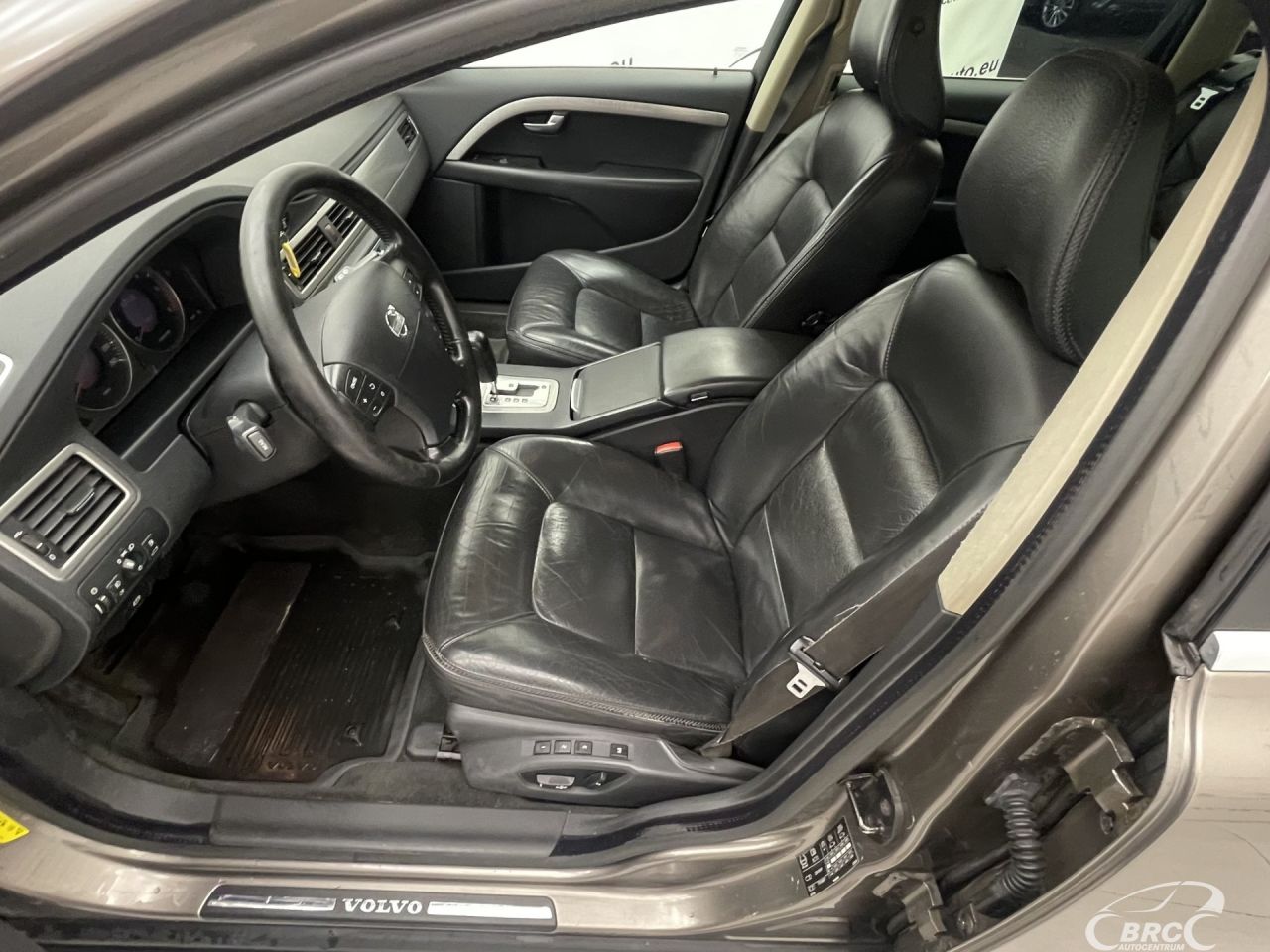 Volvo XC70 | 19