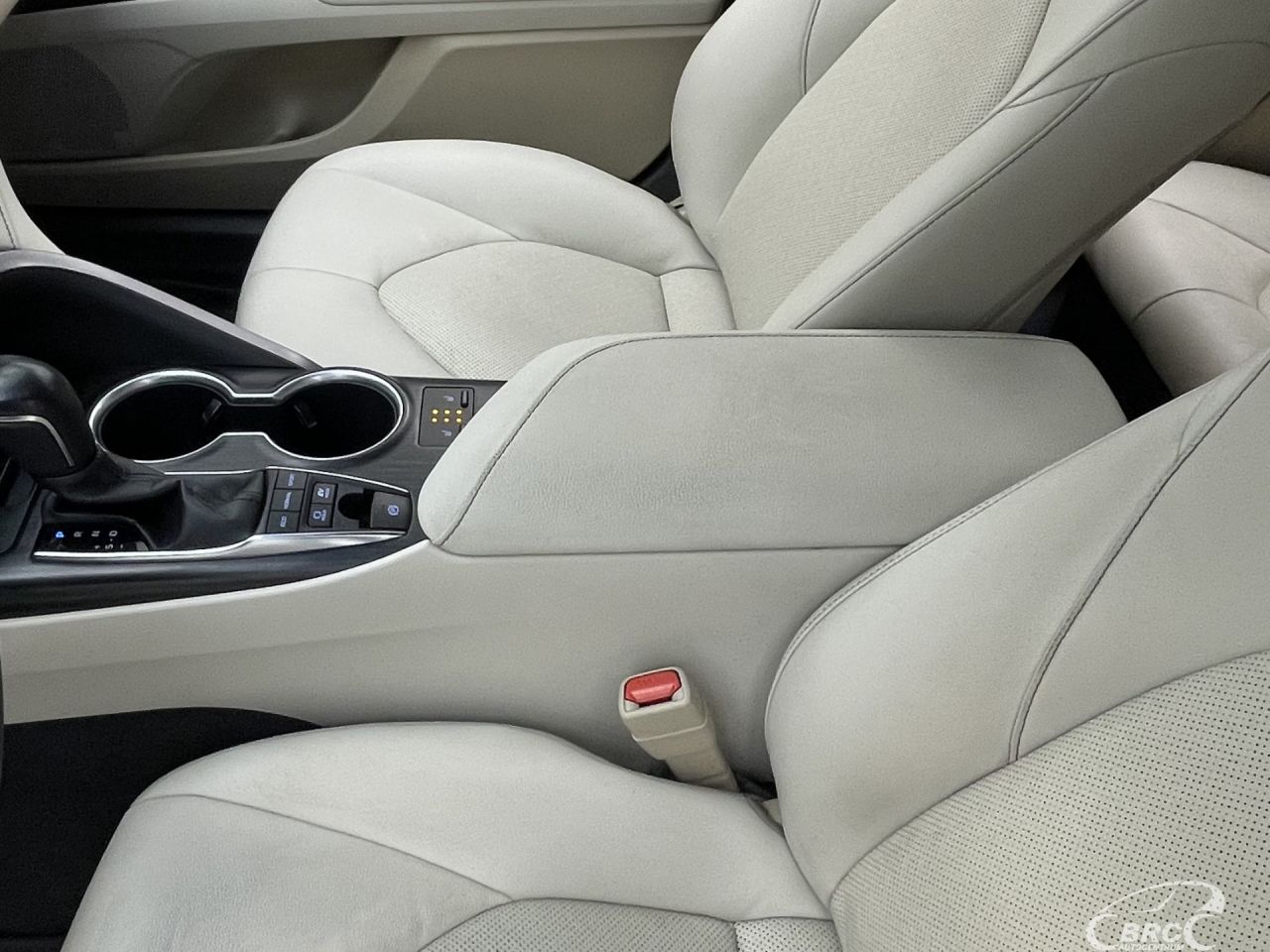 Toyota Camry | 24