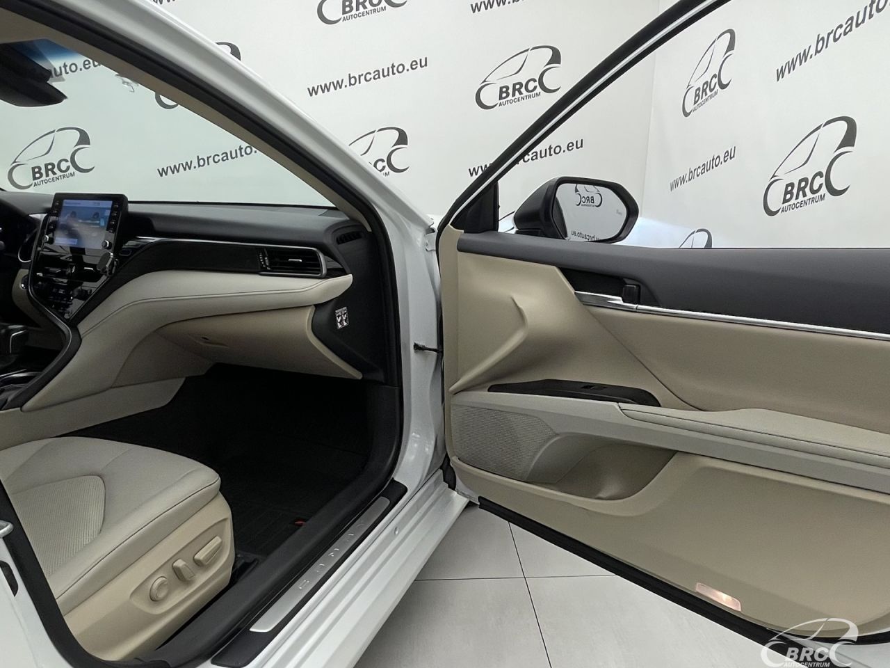 Toyota Camry | 7
